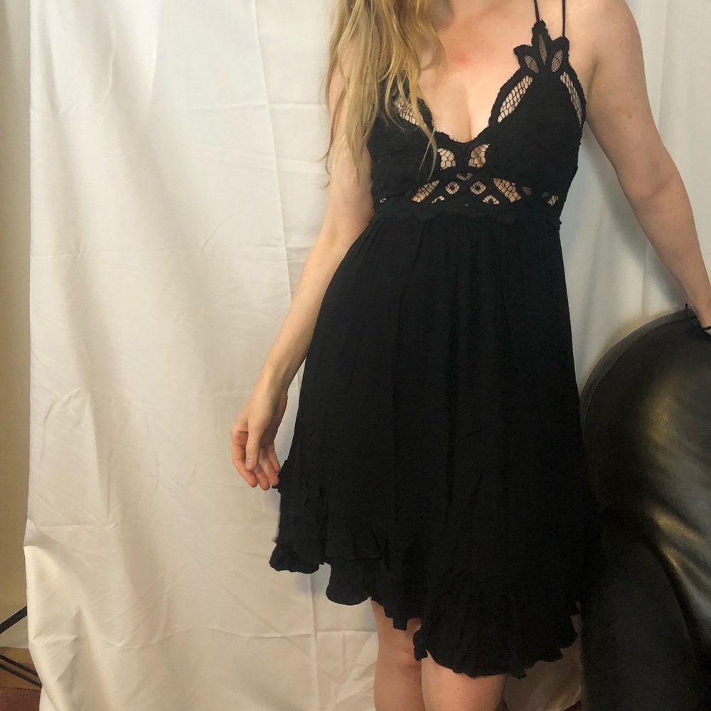 Lace top black dress - Picture 6 of 8